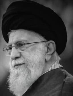 حسنا ~فیلسوف اعظم سلسله فنجونیان~
